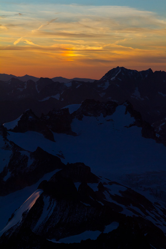 First Light On The Cascades