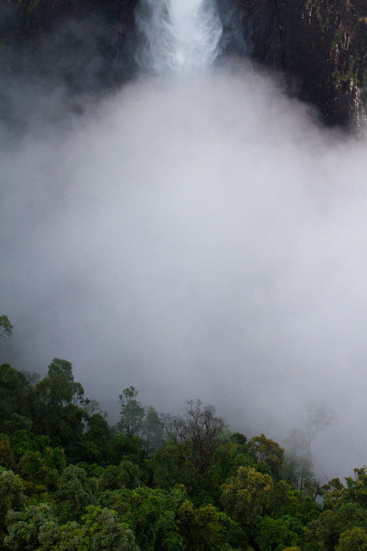 Wallaman Falls