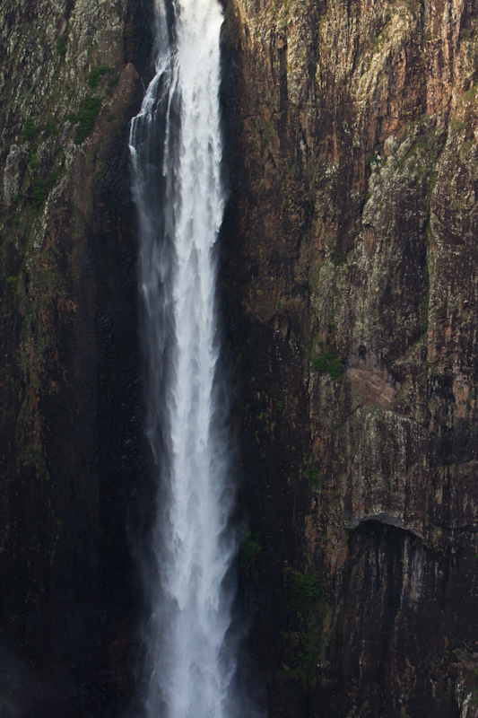 Wallaman Falls