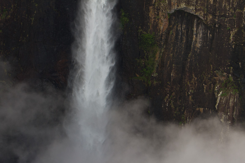 Wallaman Falls