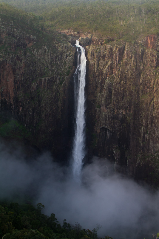 Wallaman Falls