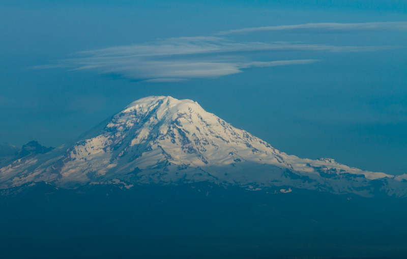 Lenticular Cloud Above Mount Rainier