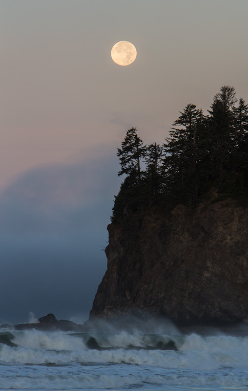 Moon Over Seastack