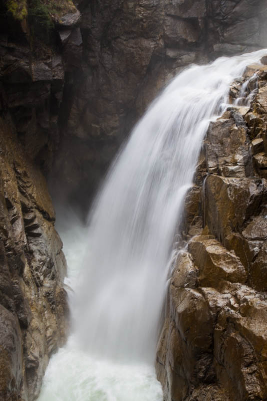 Cascade Du Cerisey